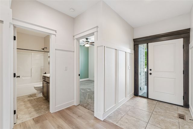 2001 NW Reinhart Drive, Ankeny, IA 50023