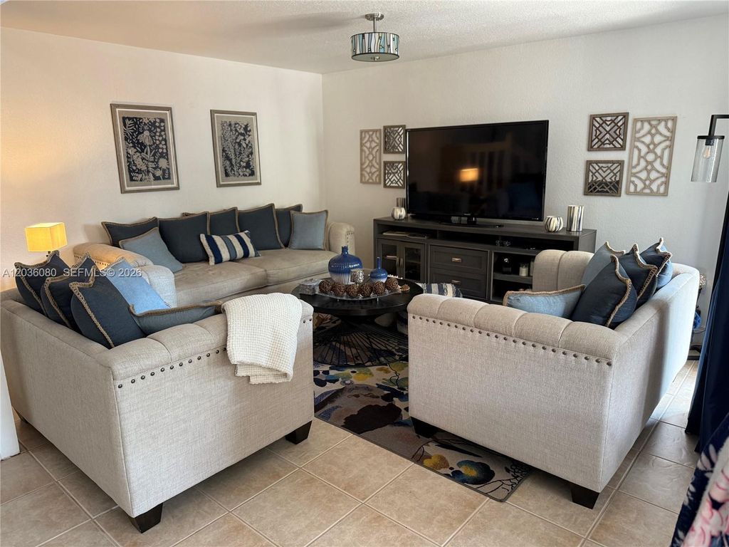 11332 SW 133rd Ct 56-2, Miami, FL 33186