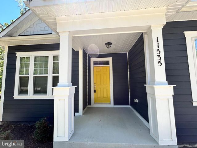 11535 BEACON HILL CT, Swan Point, MD 20645