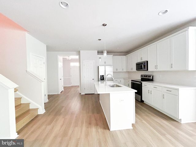 11535 BEACON HILL CT, Swan Point, MD 20645