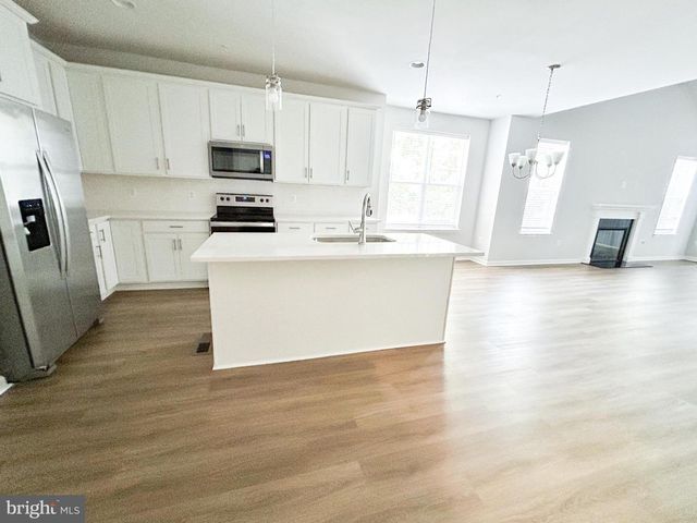11535 BEACON HILL CT, Swan Point, MD 20645