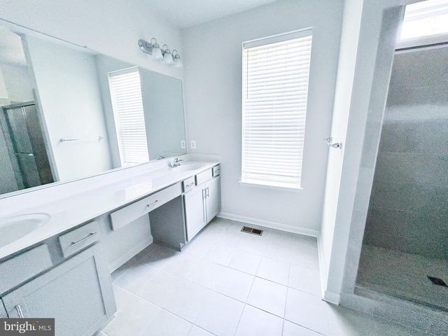 11535 BEACON HILL CT, Swan Point, MD 20645