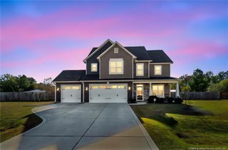 1423 Creekwood Road, Hope Mills, NC 28348