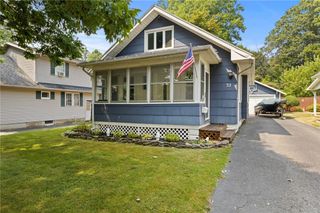 32 Brookridge Drive, Greece, NY 14616