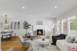 22041 Providencia Street, Woodland Hills (los Angeles), CA 91364