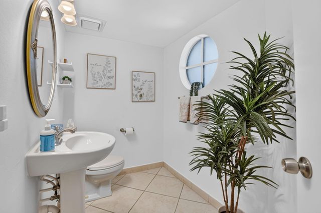 327 NW 36TH Avenue, Deerfield Beach, FL 33442