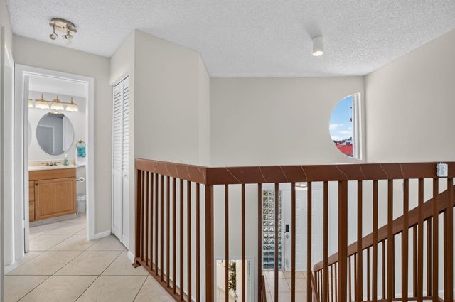 327 NW 36TH Avenue, Deerfield Beach, FL 33442