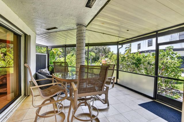 327 NW 36TH Avenue, Deerfield Beach, FL 33442