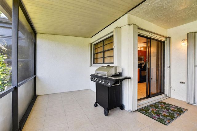 327 NW 36TH Avenue, Deerfield Beach, FL 33442