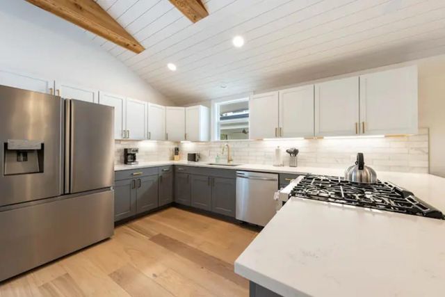 2319 Santa Rita ST, Austin, TX 78702