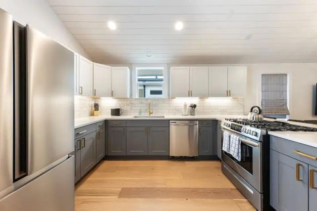 2319 Santa Rita ST, Austin, TX 78702