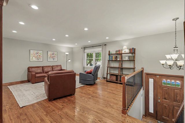1868 Mount Vernon Drive, Covington, KY 41011