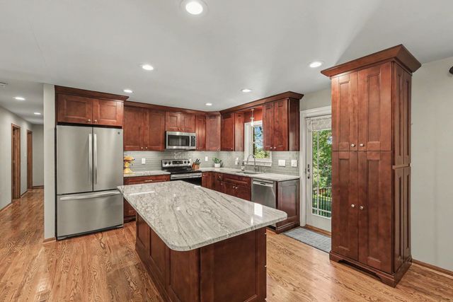 1868 Mount Vernon Drive, Covington, KY 41011