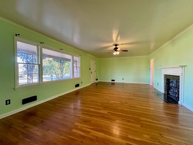 110 S Garrett Street, Siloam Springs, AR 72761