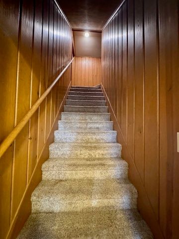 110 S Garrett Street, Siloam Springs, AR 72761