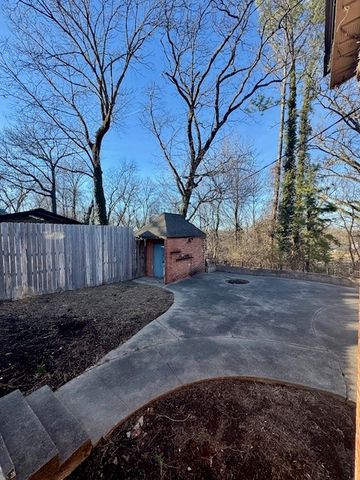 110 S Garrett Street, Siloam Springs, AR 72761