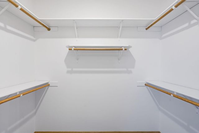 2824 87th Trail N, Brooklyn Park, MN 55443