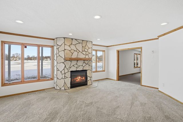 2824 87th Trail N, Brooklyn Park, MN 55443