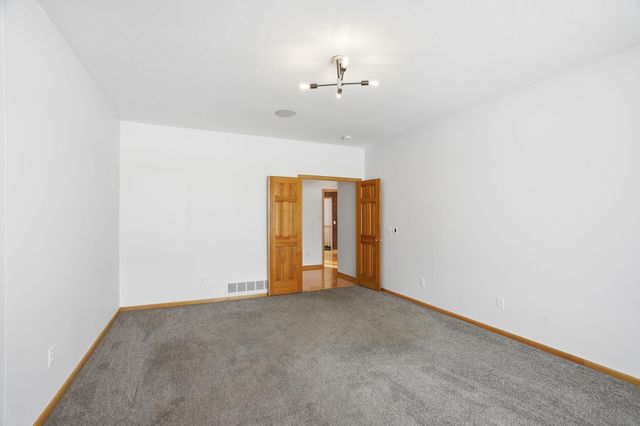 2824 87th Trail N, Brooklyn Park, MN 55443