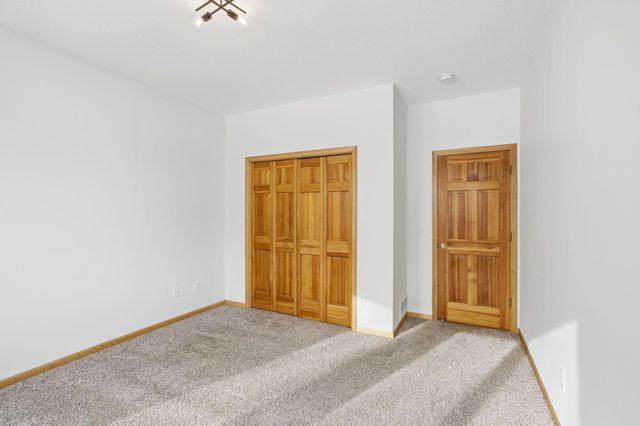 2824 87th Trail N, Brooklyn Park, MN 55443