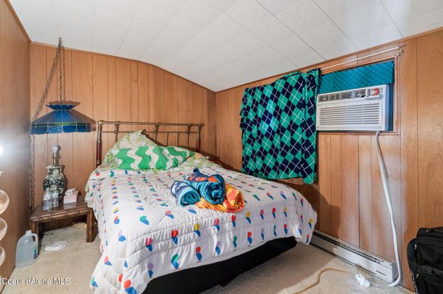 13275 N Nannas Nook LN, Hayden, ID 83835