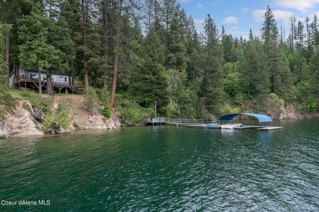 13275 N Nannas Nook LN, Hayden, ID 83835