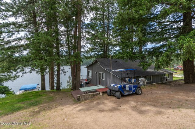 13275 N Nannas Nook LN, Hayden, ID 83835
