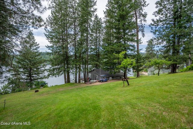 13275 N Nannas Nook LN, Hayden, ID 83835