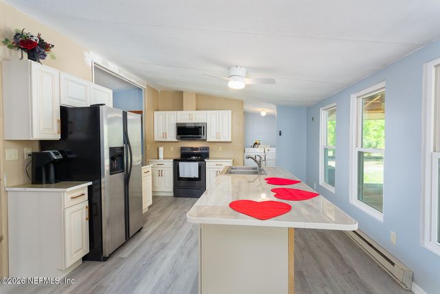 374 BEECHER SPRINGS Road, Crescent City, FL 32112