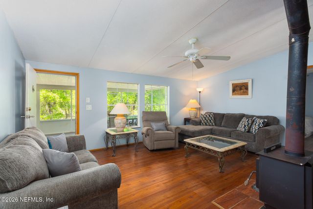 374 BEECHER SPRINGS Road, Crescent City, FL 32112