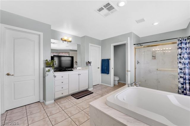 3016 Palace Gate Court, Las Vegas, NV 89117