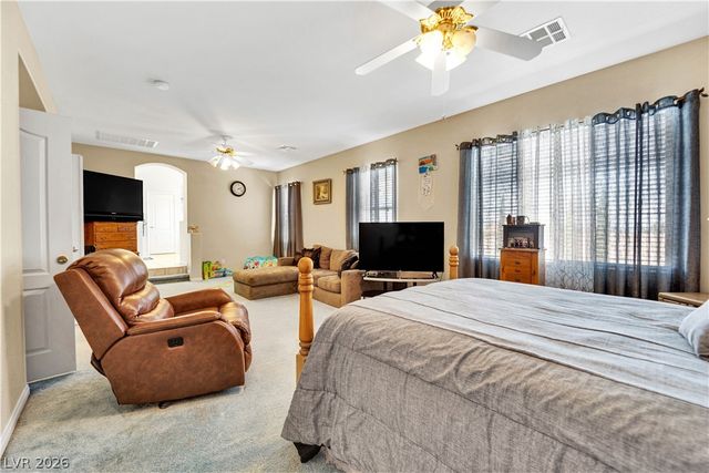 3016 Palace Gate Court, Las Vegas, NV 89117