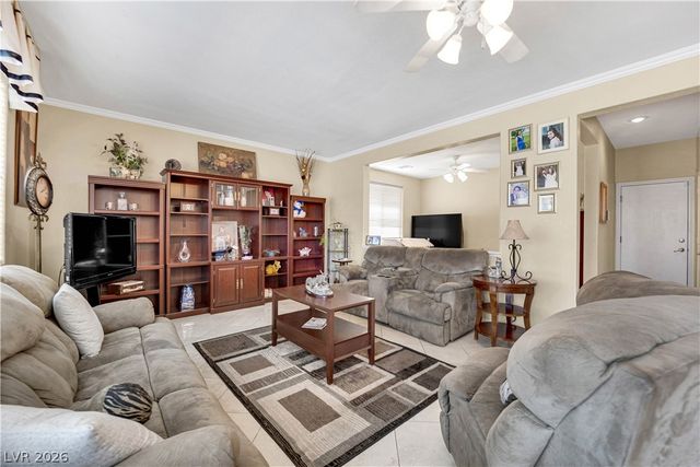 3016 Palace Gate Court, Las Vegas, NV 89117