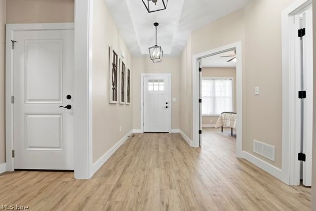 911 Dogwood Drive, Hubbard, OH 44425