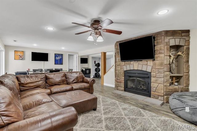 502 Coronation Drive, O'fallon, MO 63366