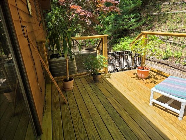 231 Laurelwood, Sautee Nacoochee, GA 30571