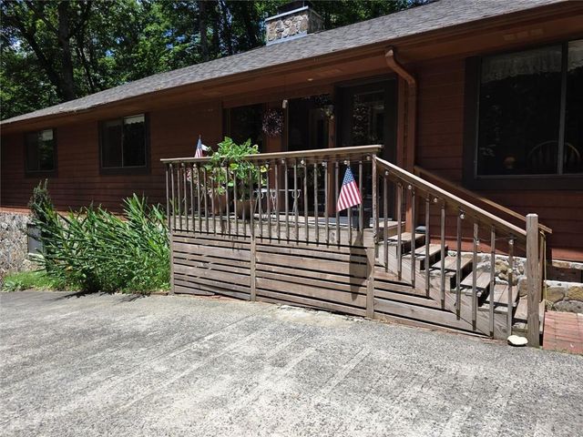 231 Laurelwood, Sautee Nacoochee, GA 30571