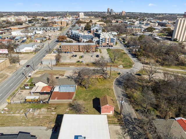 606 Wainwright Street, Denton, TX 76201