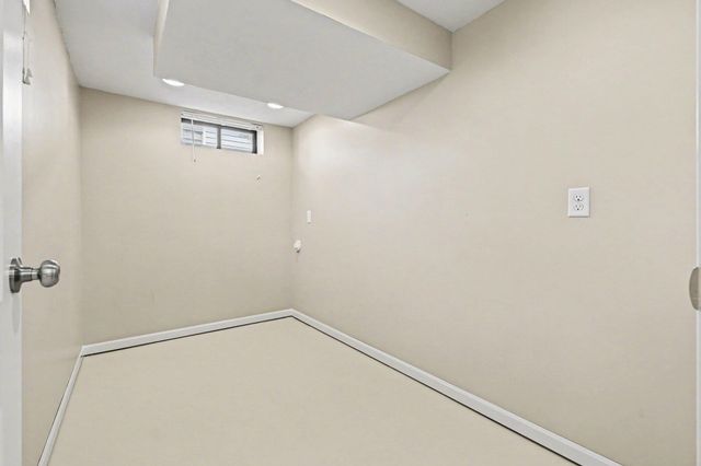 2907 AVENUE I, Council Bluffs, IA 51501