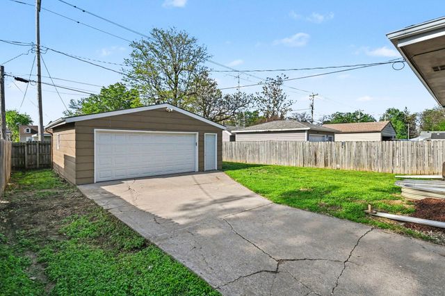 2907 AVENUE I, Council Bluffs, IA 51501