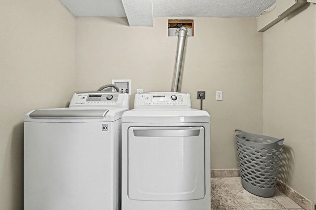 2907 AVENUE I, Council Bluffs, IA 51501