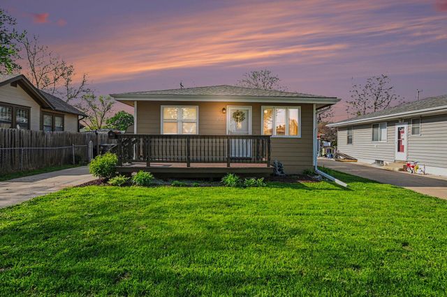 2907 AVENUE I, Council Bluffs, IA 51501