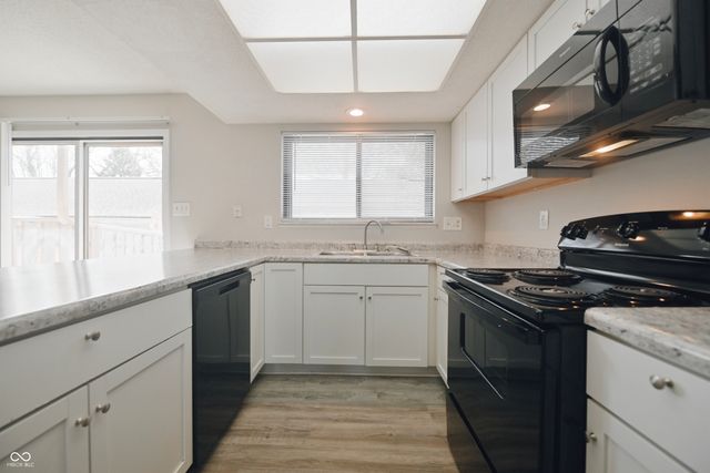 8116 Cheswick Drive, Indianapolis, IN 46219