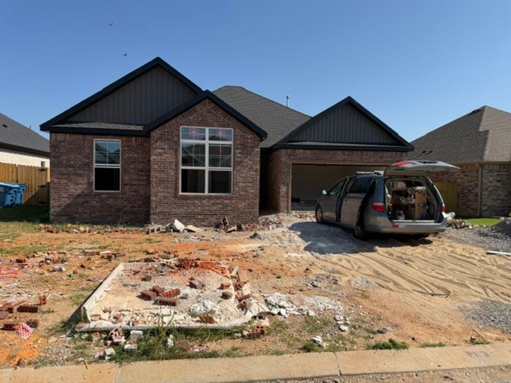 6804 SW High Meadow Boulevard, Bentonville, AR 72713