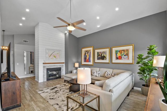 40216 Corte Peralta, Murrieta, CA 92562