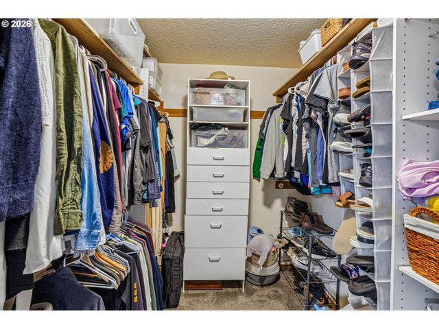 20649 Sw SILETZ Ct, Tualatin, OR 97062