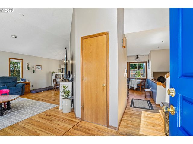 20649 Sw SILETZ Ct, Tualatin, OR 97062