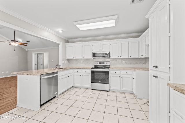 912 Canberra Road, Lafayette, LA 70503