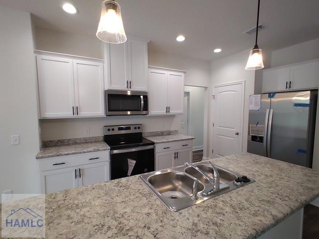 584 Grayson Avenue, Hinesville, GA 31313