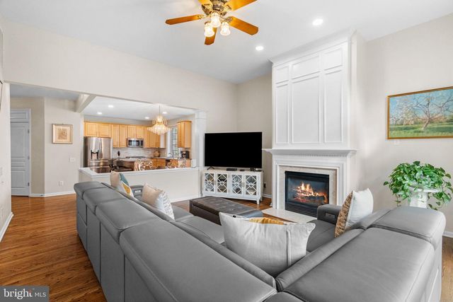 454 LARKSPUR DR, Kennett Square, PA 19348